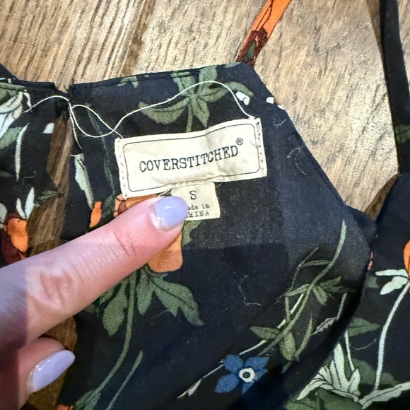 Coverstitched open shoulder blouse - Picture 2 of 4